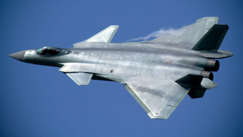 Et annet bilde av J-20 fra flyshowet i 2016. Et annet bilde av J-20 fra flyshowet i 2016.