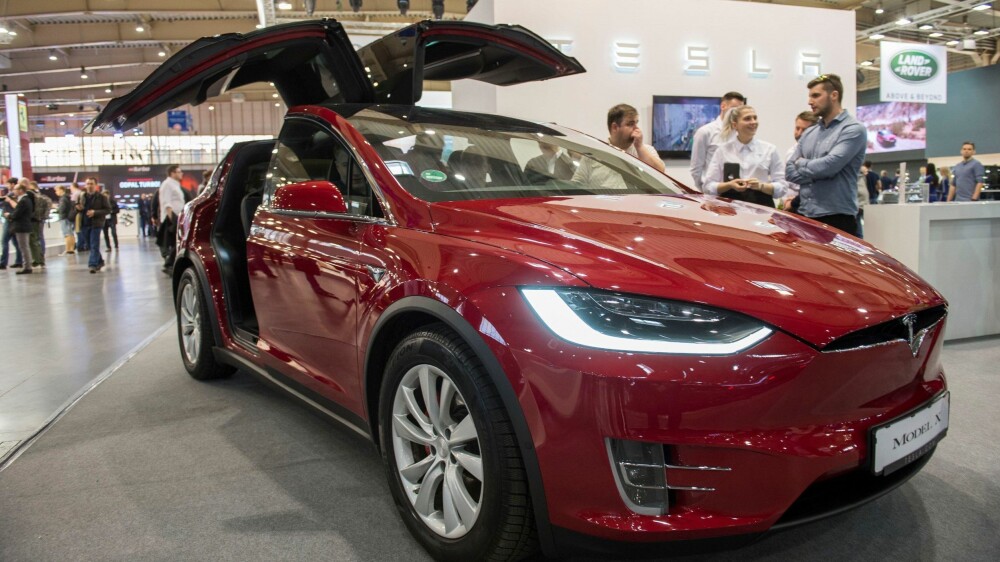 EL-SUV: Den elektriske SUV-en, Tesla Model X, var Norges nest mest registrerte bil i mars 2018. EL-SUV: Den elektriske SUV-en, Tesla Model X, var Norges nest mest registrerte bil i mars 2018.