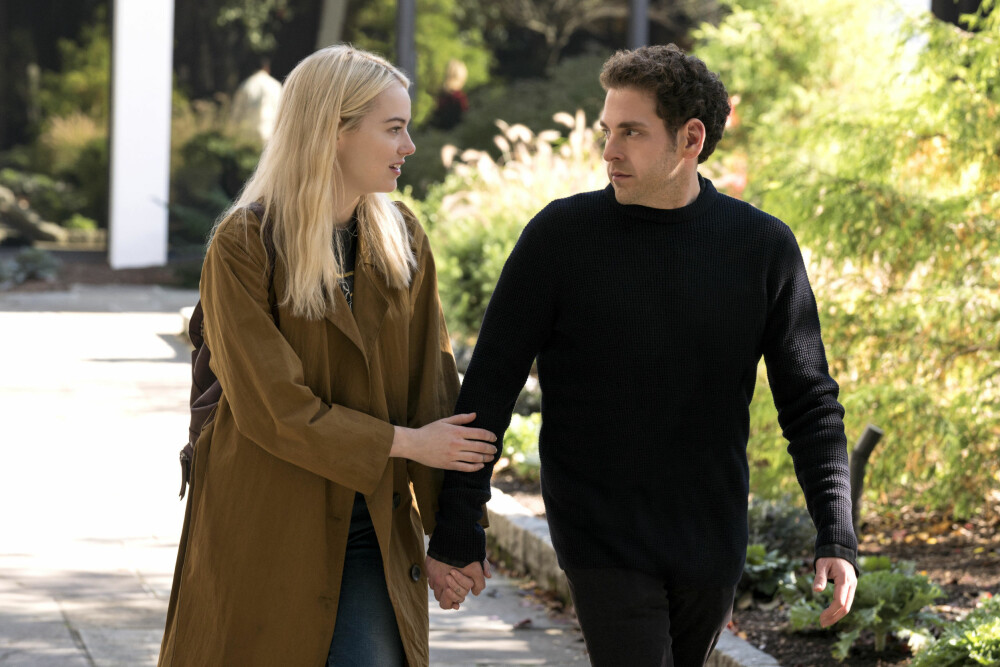 GODE VENNER: Emma Stone og Jonah Hill er gode venner både foran og bak kamera. De slo begge igjennom med ungdomskomedien «Superbad» i 2007. GODE VENNER: Emma Stone og Jonah Hill er gode venner både foran og bak kamera. De slo begge igjennom med ungdomskomedien «Superbad» i 2007.