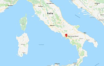 KART: Pompeii ligger på den italienske vestkysten, om lag 2,5 timers kjøretur sør for Roma. KART: Pompeii ligger på den italienske vestkysten, om lag 2,5 timers kjøretur sør for Roma.