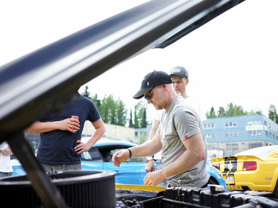 <b>100 PROSENT AMERIKANSK: </b>Richard Bugge Andersen lever for Ford Mustang, av Ford Mustang og nesten i Ford Mustang – den eneste Ford som garantert er 100 produsert i Amerika. <b>100 PROSENT AMERIKANSK: </b>Richard Bugge Andersen lever for Ford Mustang, av Ford Mustang og nesten i Ford Mustang – den eneste Ford som garantert er 100 produsert i Amerika.