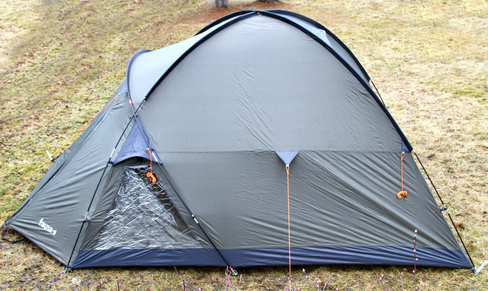 <b>FAUNA T4: </b>Vario Sport AS, tlf. 69 89 57 70, www.faunaoutdoor.com <b>FAUNA T4: </b>Vario Sport AS, tlf. 69 89 57 70, www.faunaoutdoor.com