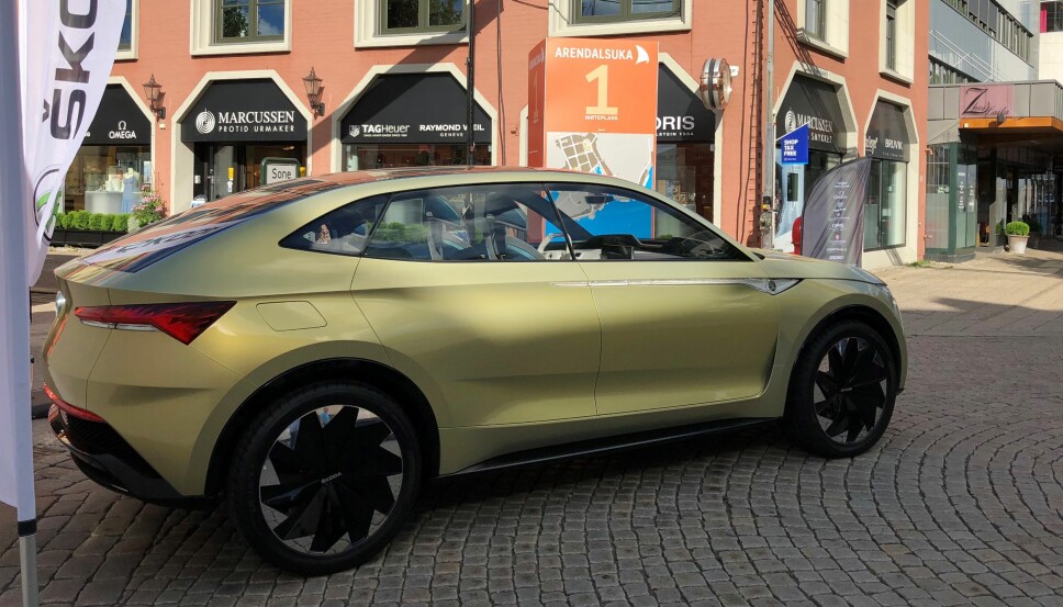 <b>KONSEPTBIL:</b> Bilen som vises fram i Arendal er åpenbart en konseptmodell. Vision E kommer ganske sikkert til å få en del designendringer før den er klar for norske veier i 2020. <b>KONSEPTBIL:</b> Bilen som vises fram i Arendal er åpenbart en konseptmodell. Vision E kommer ganske sikkert til å få en del designendringer før den er klar for norske veier i 2020.