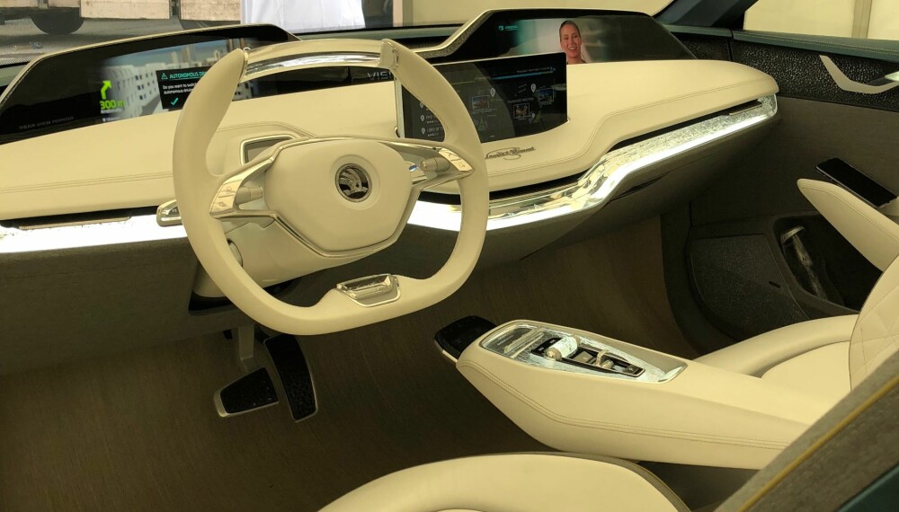 <b>INTERIØR:</b> Slik ser det ut inne i konseptelbilen Skoda Vision E. <b>INTERIØR:</b> Slik ser det ut inne i konseptelbilen Skoda Vision E.