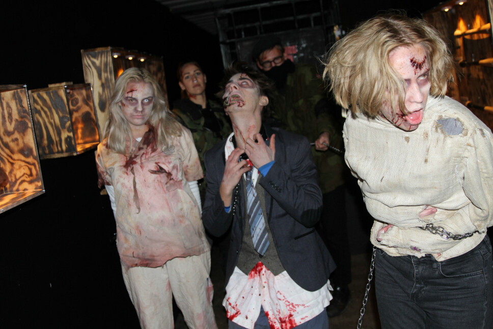 <b>ZOMBIE-ANGREP:</b> «The Walking Dead» byr på mange zombier. Her noen på besøk i Oslo for en snarvisit. <b>ZOMBIE-ANGREP:</b> «The Walking Dead» byr på mange zombier. Her noen på besøk i Oslo for en snarvisit.