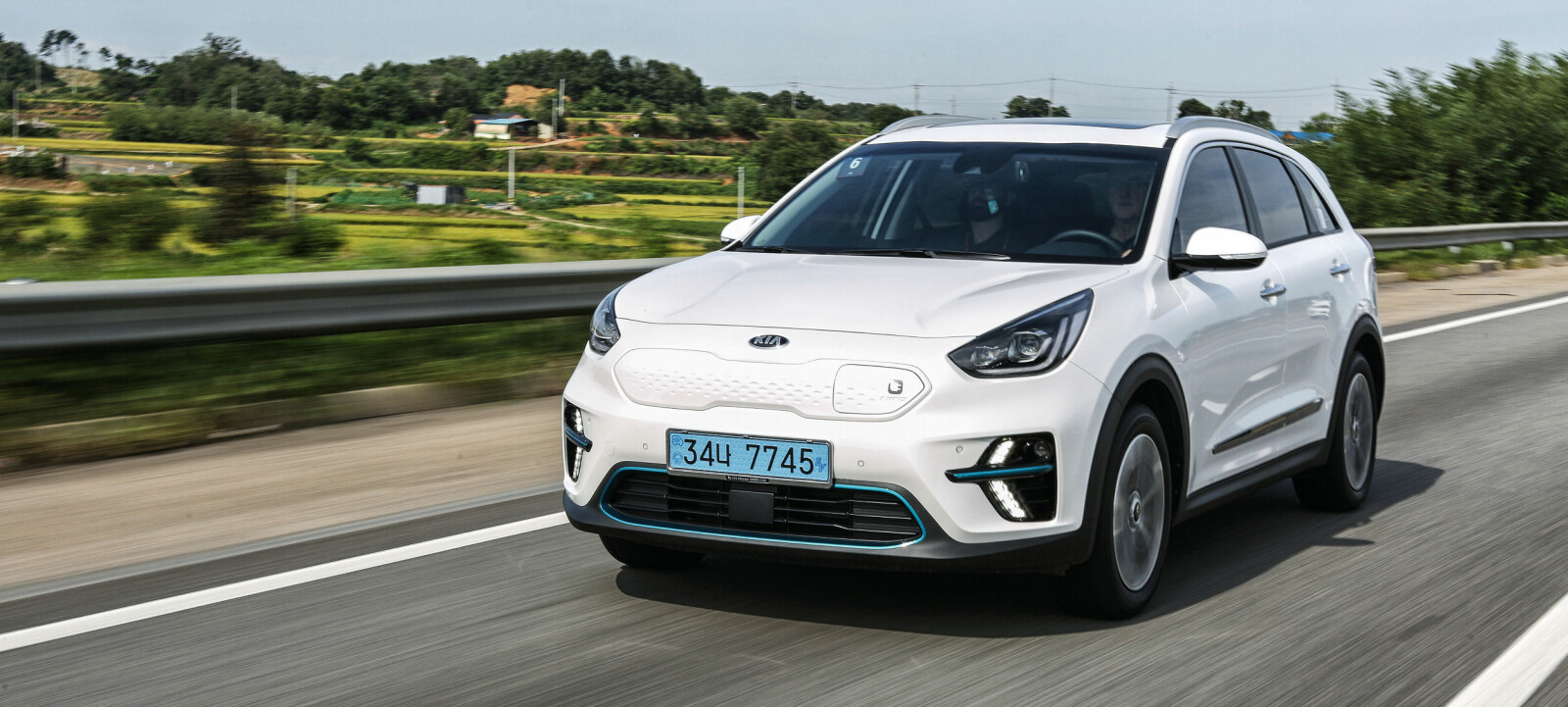 <b>VELKJENT:</b> Niro finnes fra før som hybrid og ladehybrid. Elbilen har tettet igjen grillen. <b>VELKJENT:</b> Niro finnes fra før som hybrid og ladehybrid. Elbilen har tettet igjen grillen.