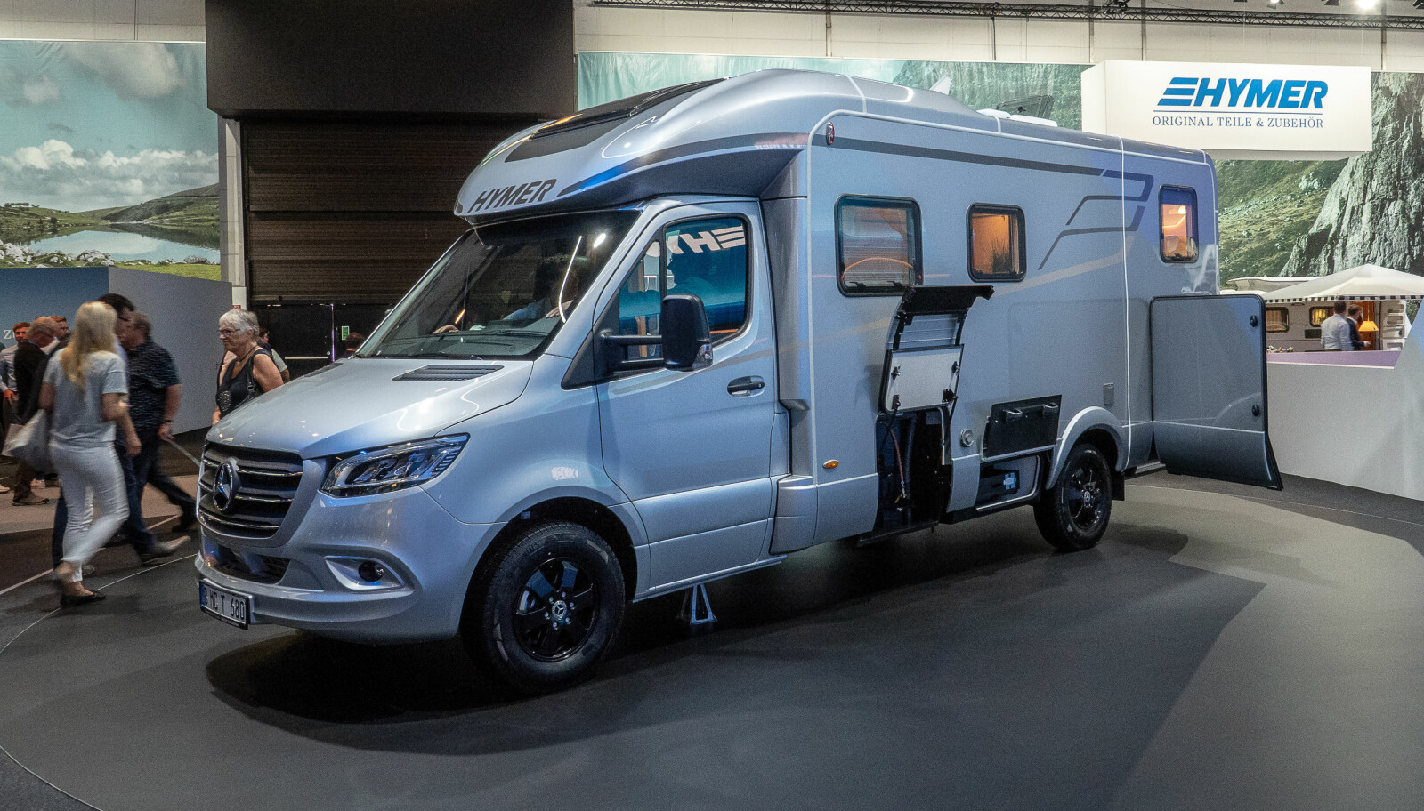 KLASSE: Hymer B-MC T 680 basert på Sprinter KLASSE: Hymer B-MC T 680 basert på Sprinter