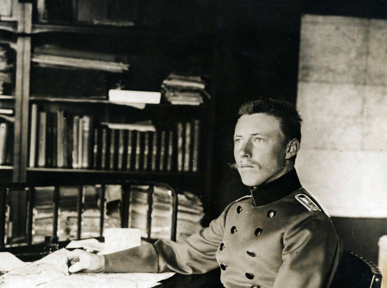 SPION: Tyske Wilhelm Filchner brukte vennskapet til sin venn Fritdtjof Nansen i et spill som kostet mange norske sjøfolk livet. SPION: Tyske Wilhelm Filchner brukte vennskapet til sin venn Fritdtjof Nansen i et spill som kostet mange norske sjøfolk livet.