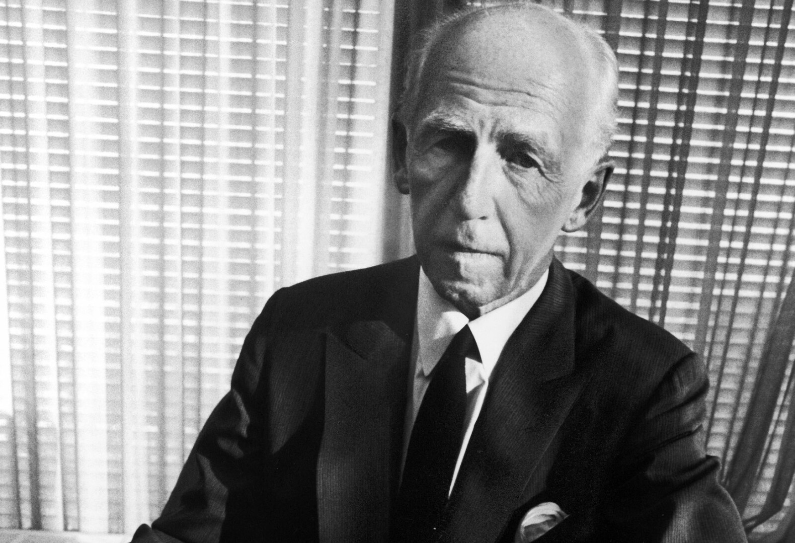 <b>URMANNEN:</b> Den mediesky bergenseren Joakim Lehmkuhl (1895-1984) solgte en halv milliard Timex-ur. Dette er et av få bilder som finnes av han. Foto: Getty Images <b>URMANNEN:</b> Den mediesky bergenseren Joakim Lehmkuhl (1895-1984) solgte en halv milliard Timex-ur. Dette er et av få bilder som finnes av han. Foto: Getty Images