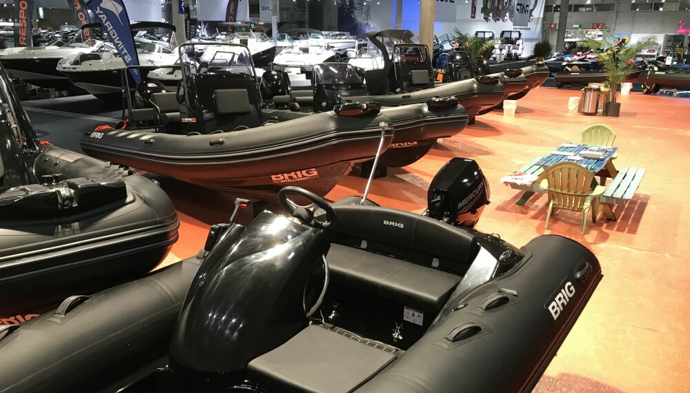 RIB: Stort utvalg av RIB-er på Sjøen for alle, med merker som Brig, Zodiac, Grand, Capelli, Adriatic og Zar RIB: Stort utvalg av RIB-er på Sjøen for alle, med merker som Brig, Zodiac, Grand, Capelli, Adriatic og Zar