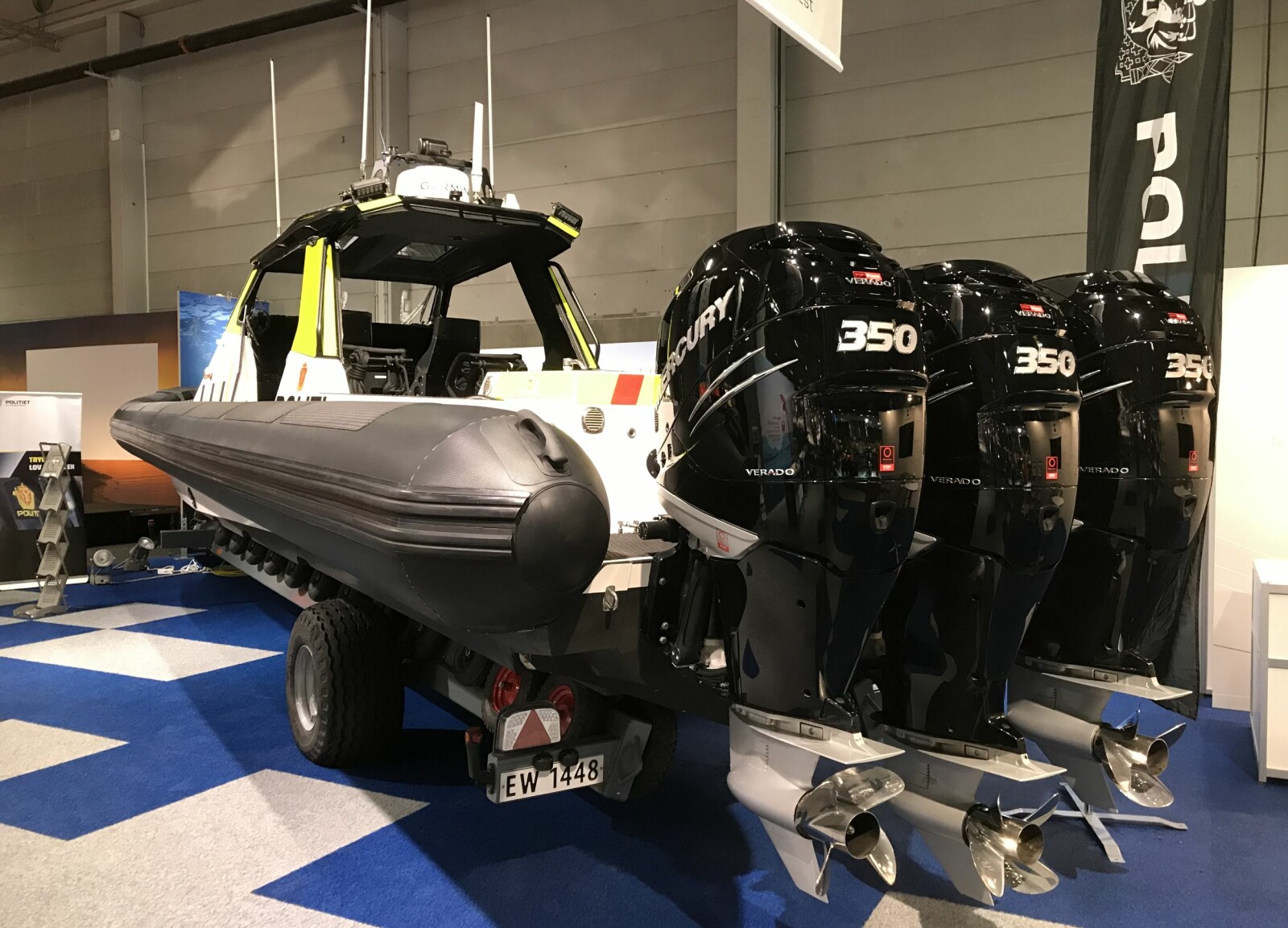 <b>GOLDFISH: </b>Politiet er på Sjøen for alle med sitt råskinn fra norske Goldfish <b>GOLDFISH: </b>Politiet er på Sjøen for alle med sitt råskinn fra norske Goldfish