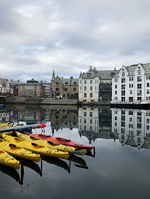 <b>FLOTT SENTRUM:</b> Fra bobilparkeringen er det bare noen minutter å gå til Ålesund sentrum. <b>FLOTT SENTRUM:</b> Fra bobilparkeringen er det bare noen minutter å gå til Ålesund sentrum.