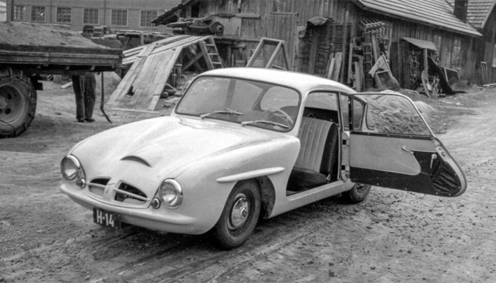 <b>BILPRODUKSJON I NORGE:</b> Historien om den norskproduserte bilen Troll, fra 50-tallet er ingen suksesshistorie. Endelig har vi fått dokumentert hva som egentlig skjedde i den lille fabrikken i Telemark. <b>BILPRODUKSJON I NORGE:</b> Historien om den norskproduserte bilen Troll, fra 50-tallet er ingen suksesshistorie. Endelig har vi fått dokumentert hva som egentlig skjedde i den lille fabrikken i Telemark.