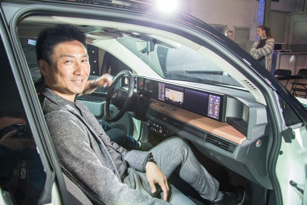 <b>DESIGN:</b> Akinori Myoui har hatt ansvaret for designet av interiøret. Han sier den skandinaviske stilen har vært inspirasjonskilden hans. <b>DESIGN:</b> Akinori Myoui har hatt ansvaret for designet av interiøret. Han sier den skandinaviske stilen har vært inspirasjonskilden hans.