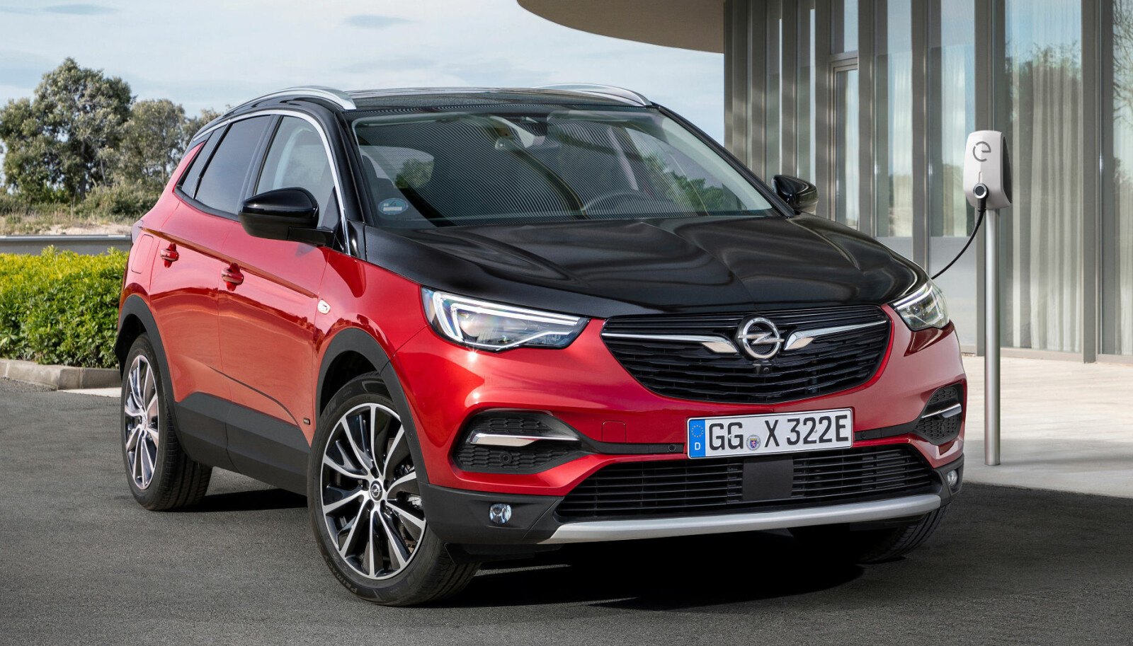 PSA-BASE: Opel Grandland X deler plattform med Peugeot 3008, Citroën C5 Aircross og DS 7. PSA-BASE: Opel Grandland X deler plattform med Peugeot 3008, Citroën C5 Aircross og DS 7.
