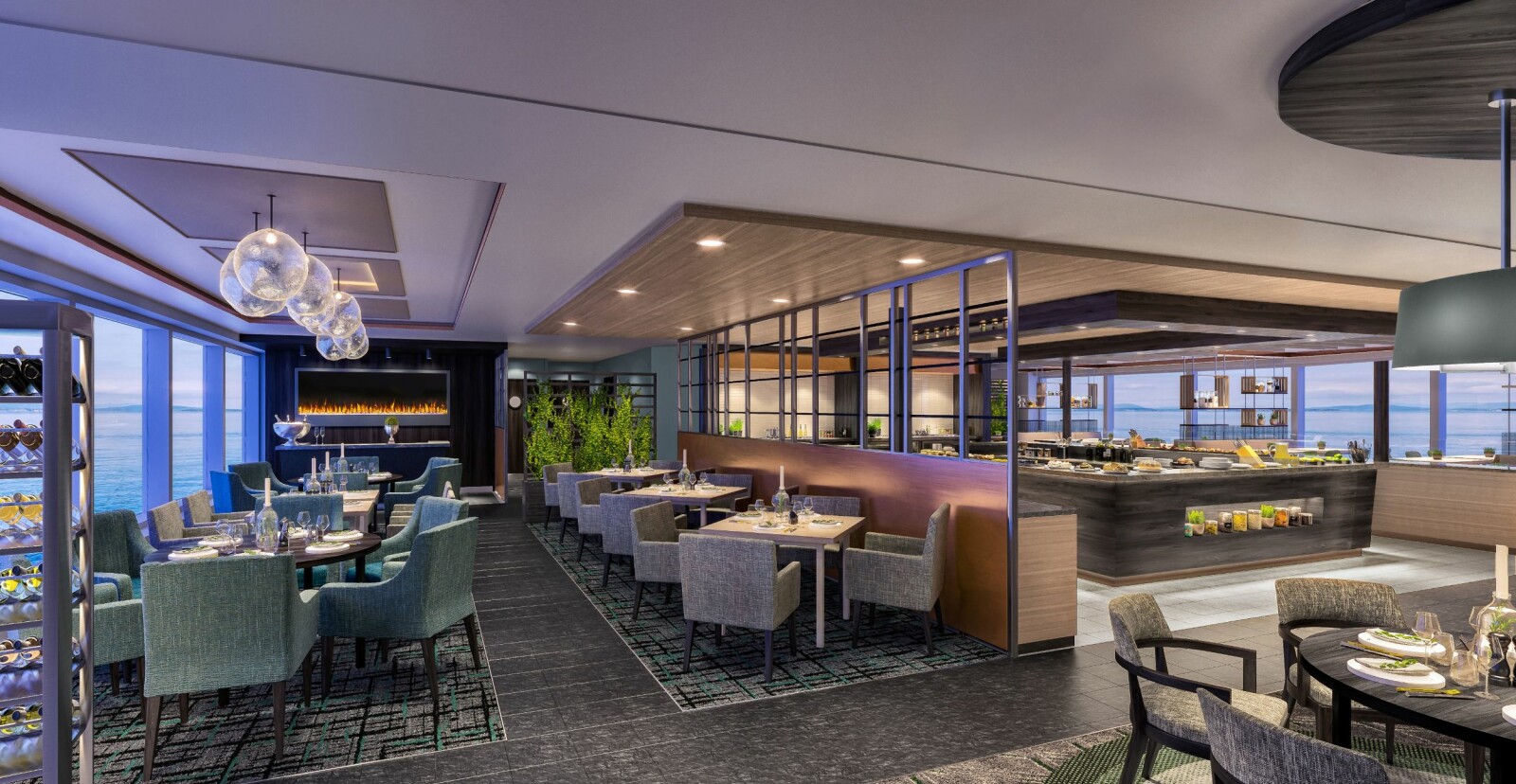 <b>MAT:</b> Skipet har tre restauranter. Bildet viser hoved-restauranten Aune der frokosten serveres. I tillegg kan du velge mellom restaurantene Fredheim og Lindstrøm. <b>MAT:</b> Skipet har tre restauranter. Bildet viser hoved-restauranten Aune der frokosten serveres. I tillegg kan du velge mellom restaurantene Fredheim og Lindstrøm.