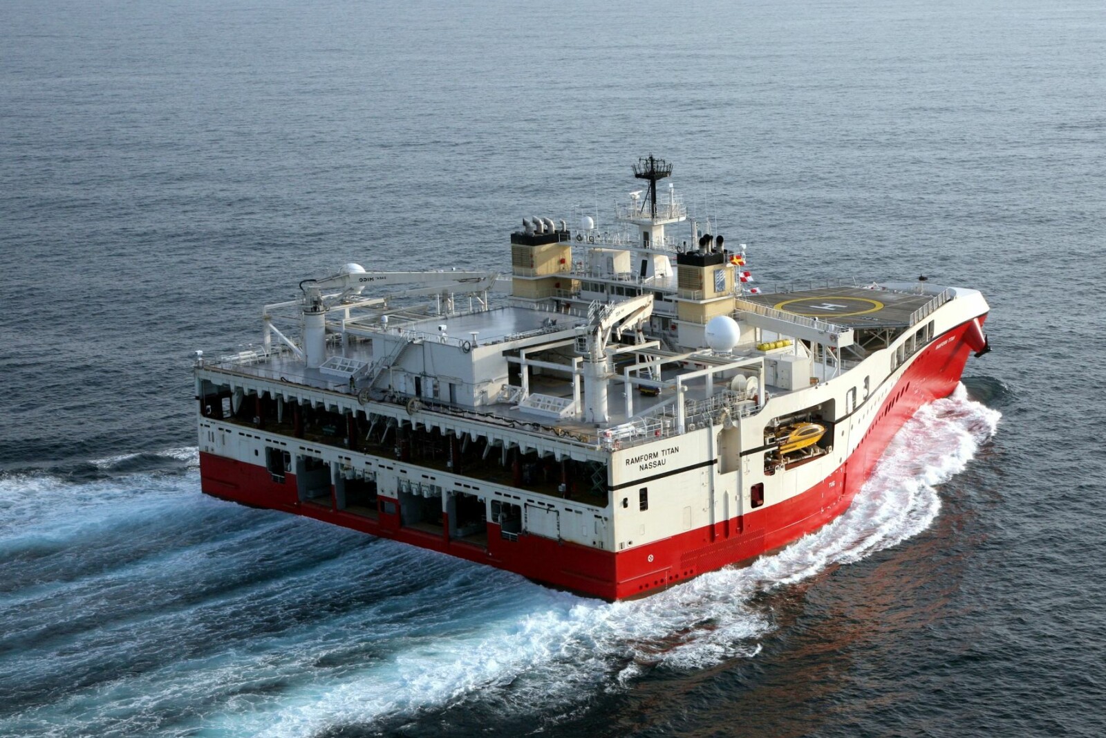 <b>JUMBOJET:</b> Ramform Titan er like bred over hekken som vingespennet til en B747 Jumbojet. <b>JUMBOJET:</b> Ramform Titan er like bred over hekken som vingespennet til en B747 Jumbojet.