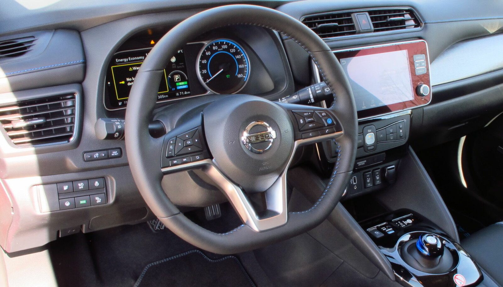<b>RYDDIG:</b> Førermiljøet fungerer greit i Nissan Leaf 62 kWh e+. <b>RYDDIG:</b> Førermiljøet fungerer greit i Nissan Leaf 62 kWh e+.