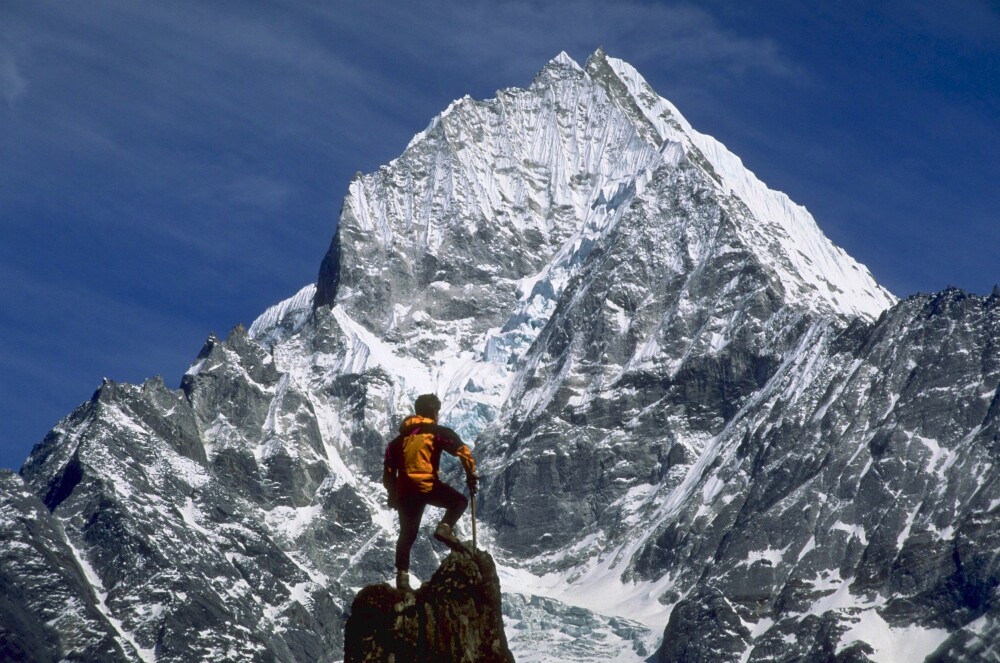 <b>DRØMMEN:</b> Mount Everest fra sin beste side. Når fjellet viser seg fra den verste siden, er det dødelig. Det fikk Erling Kagges gode venn, klatreguiden Rob Hall merke til fulle. <b>DRØMMEN:</b> Mount Everest fra sin beste side. Når fjellet viser seg fra den verste siden, er det dødelig. Det fikk Erling Kagges gode venn, klatreguiden Rob Hall merke til fulle.