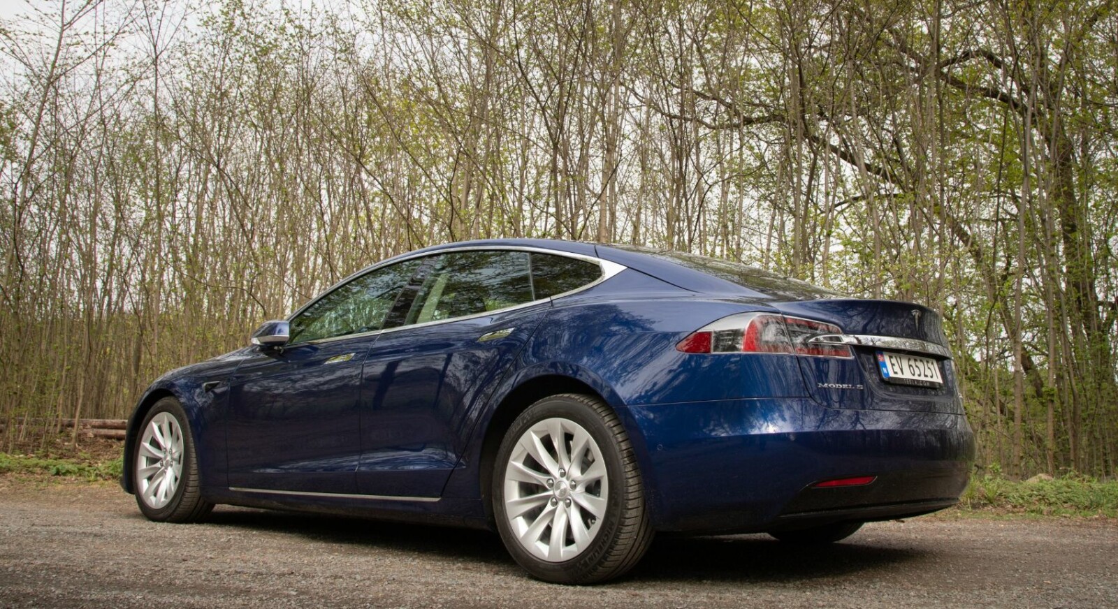 <b><SPAN CLASS=BOLD><STRONG>TIDLØS:</b></strong></span> Det er nesten 10 år siden den første prototypen av Tesla Model S ble vist frem. Designet har vist seg å tåle tidens tann godt. <b><SPAN CLASS=BOLD><STRONG>TIDLØS:</b></strong></span> Det er nesten 10 år siden den første prototypen av Tesla Model S ble vist frem. Designet har vist seg å tåle tidens tann godt.