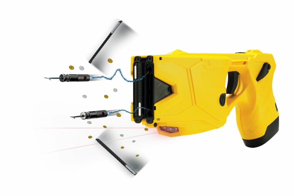 <b>TASER X2:</b> Norsk politi har bestilt Taser X2. Denne utgaven kan avfyre to skudd og har en rekkevidde på 7,6 meter. <b>TASER X2:</b> Norsk politi har bestilt Taser X2. Denne utgaven kan avfyre to skudd og har en rekkevidde på 7,6 meter.