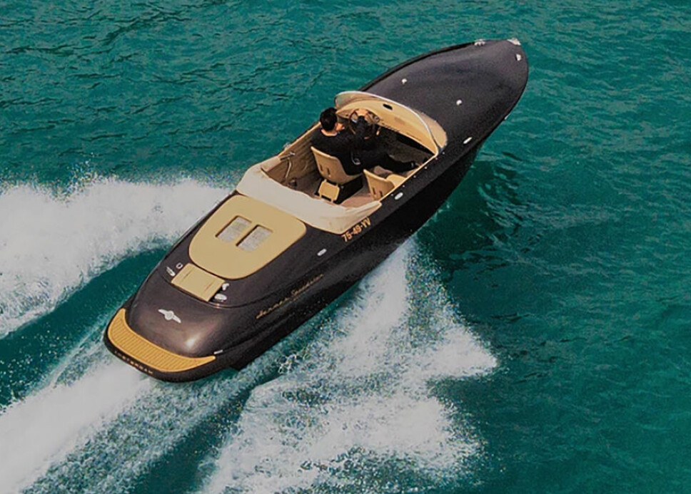 <b>VANNJET:</b> Smart og moderne drivlinje med mulighet både for bensin og eldrift. <b>VANNJET:</b> Smart og moderne drivlinje med mulighet både for bensin og eldrift.