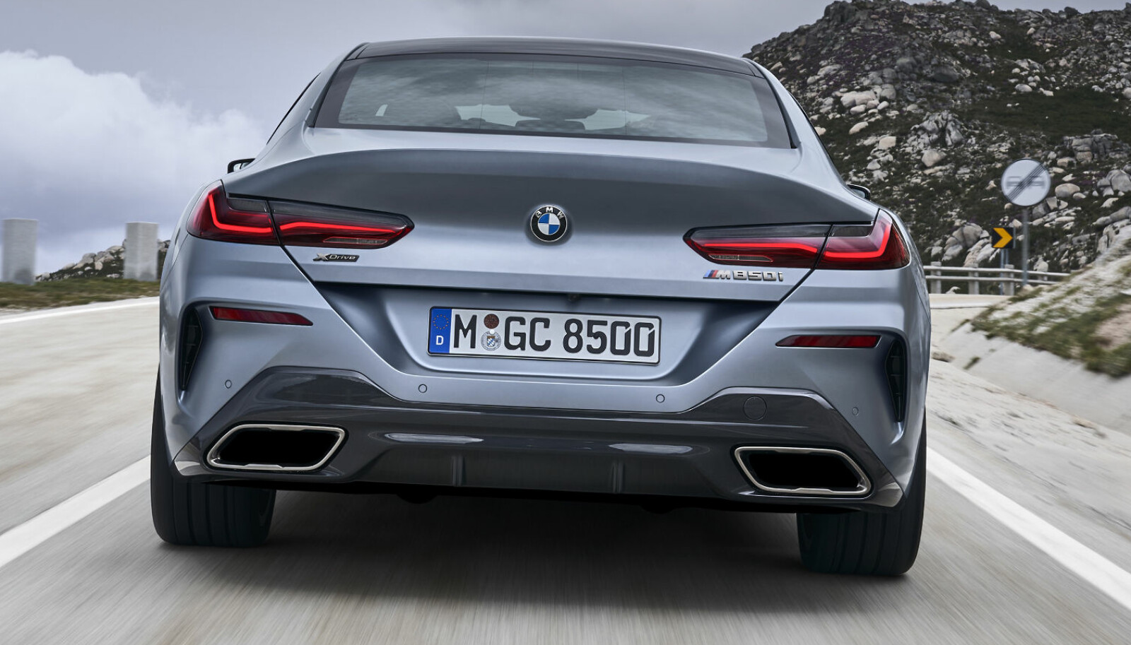 BREDEST: Ingen annen BMW-modell har bredere sporvidde bak enn 8-serie Gran Coupé BREDEST: Ingen annen BMW-modell har bredere sporvidde bak enn 8-serie Gran Coupé