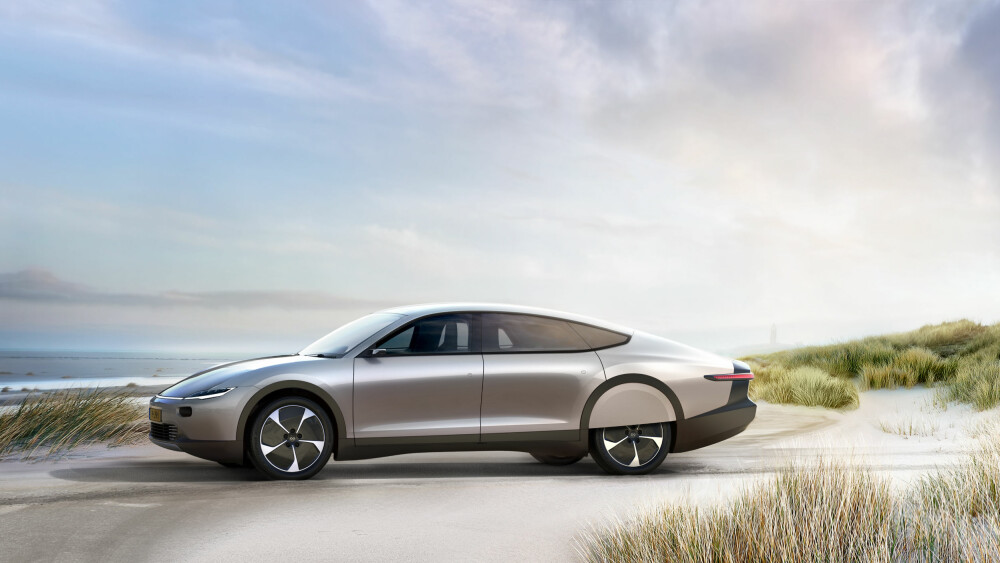 <b>PEN:</b> Pen bil. Har den litt Saab og Citroën i designet? <b>PEN:</b> Pen bil. Har den litt Saab og Citroën i designet?