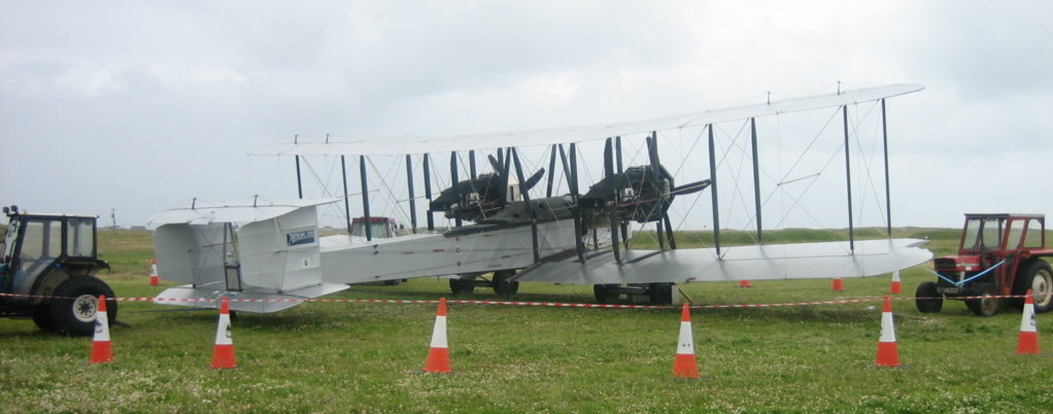 <b>KOPI</b> En replika av Vickers Vimy. Flyet som Alcock og Brown brukte som verdens første mennesker fly over Atlanterhavet. <b>KOPI</b> En replika av Vickers Vimy. Flyet som Alcock og Brown brukte som verdens første mennesker fly over Atlanterhavet.