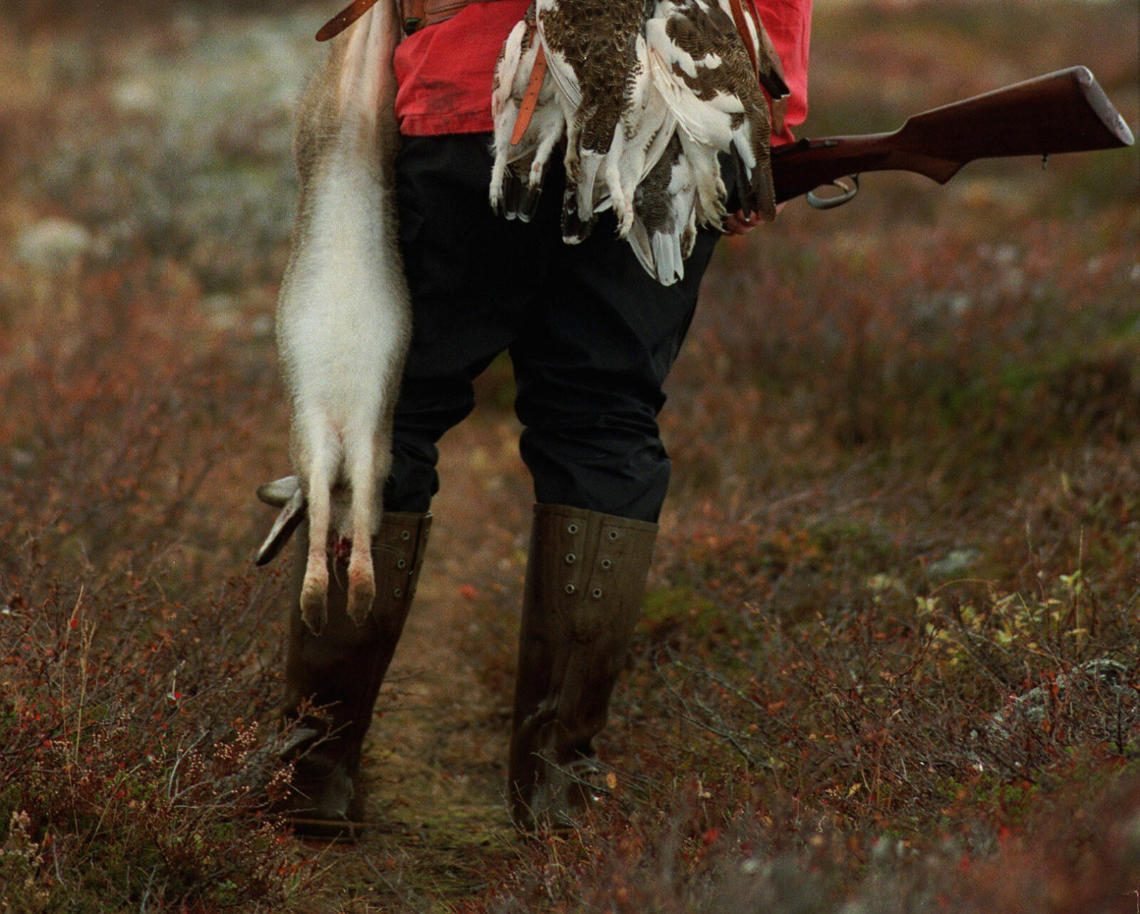 Med gummistøver på beina holder du deg tørr på føttene. (Foto: NTB Scanpix) Med gummistøver på beina holder du deg tørr på føttene. (Foto: NTB Scanpix)