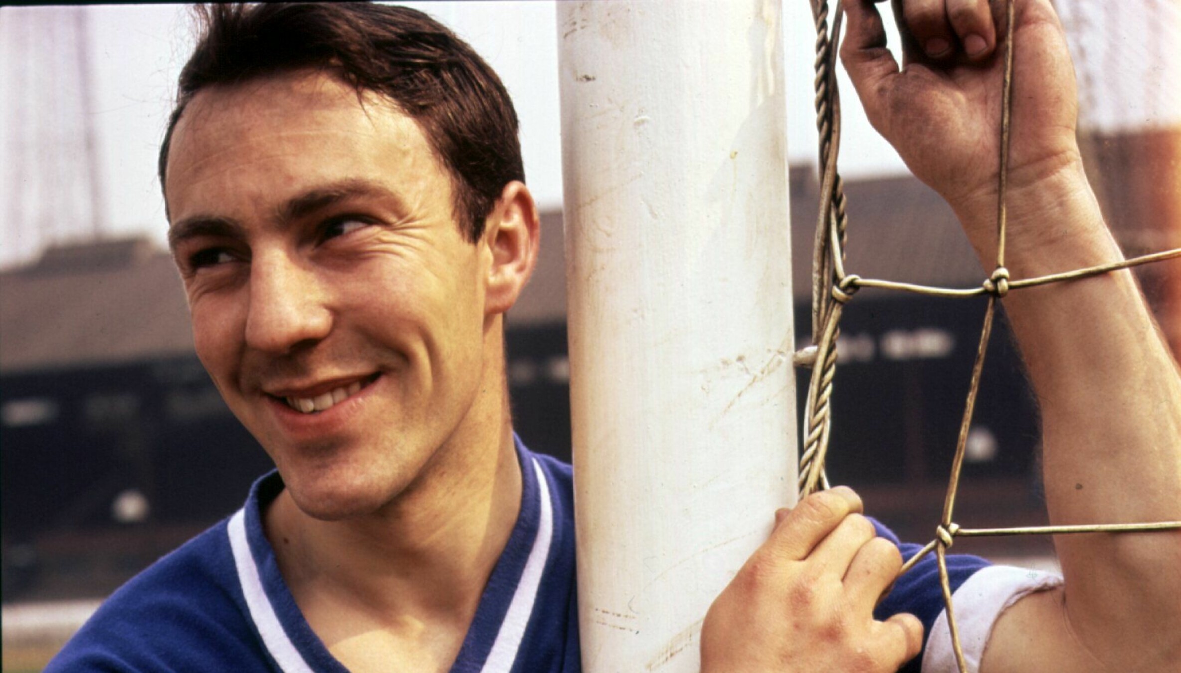 TIDENES TOPPSCORER:
Jimmy Greaves, her i Chelsea-drakt. TIDENES TOPPSCORER:
Jimmy Greaves, her i Chelsea-drakt.