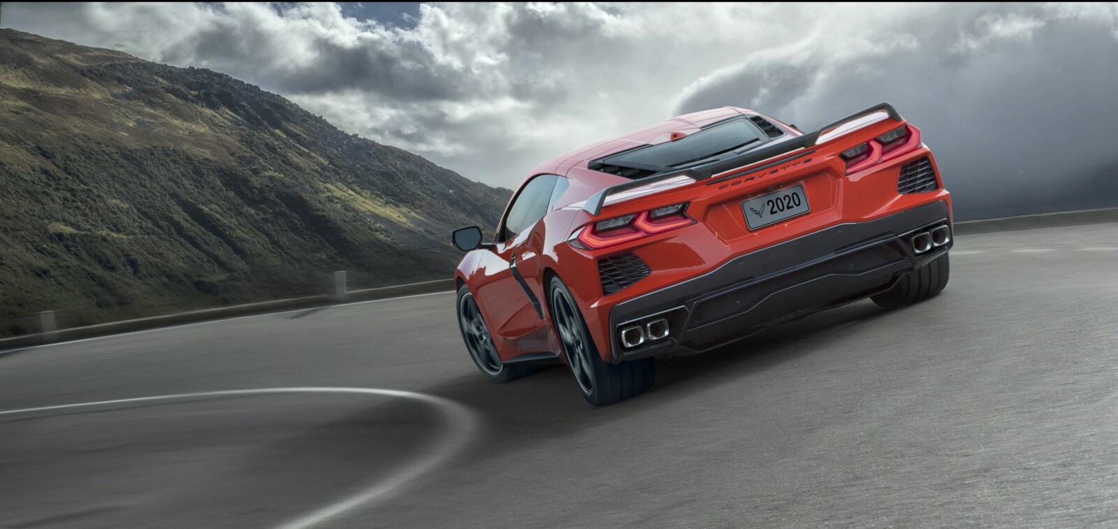 <b>ENDRINGER:</b> Etter 66 år gjør Chevrolet radikale endringer med Corvette <b>ENDRINGER:</b> Etter 66 år gjør Chevrolet radikale endringer med Corvette