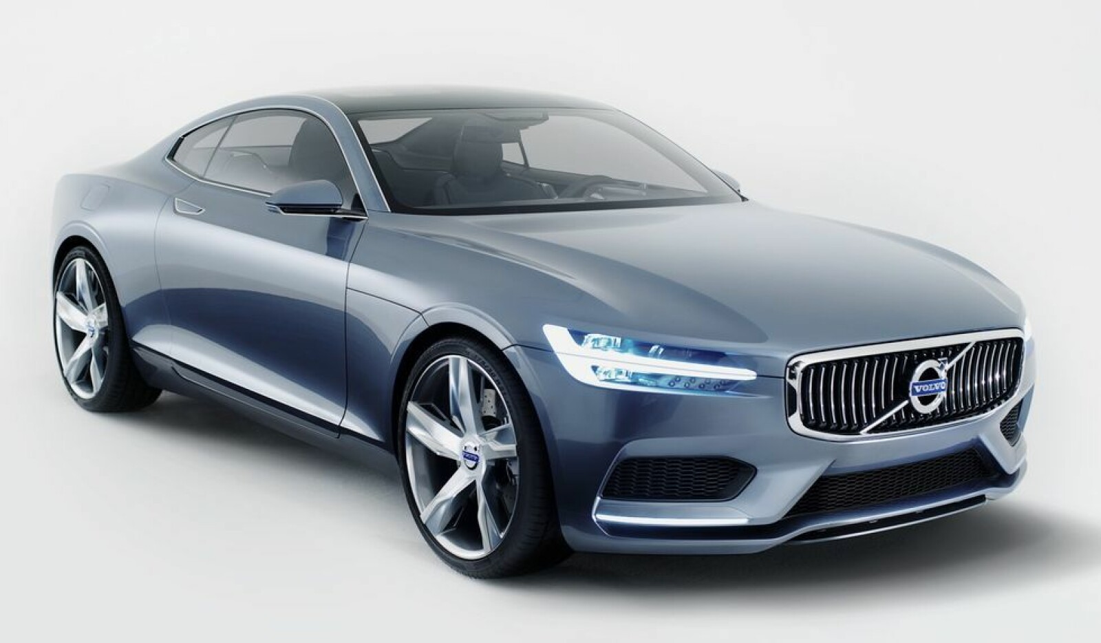 <b><SPAN CLASS=BOLD><STRONG>POLESTAR:</b></strong></span> Volvos svar til alle som ønsket en sportslig og moderne P1800 var Volvo Concept Coupé. <b><SPAN CLASS=BOLD><STRONG>POLESTAR:</b></strong></span> Volvos svar til alle som ønsket en sportslig og moderne P1800 var Volvo Concept Coupé.