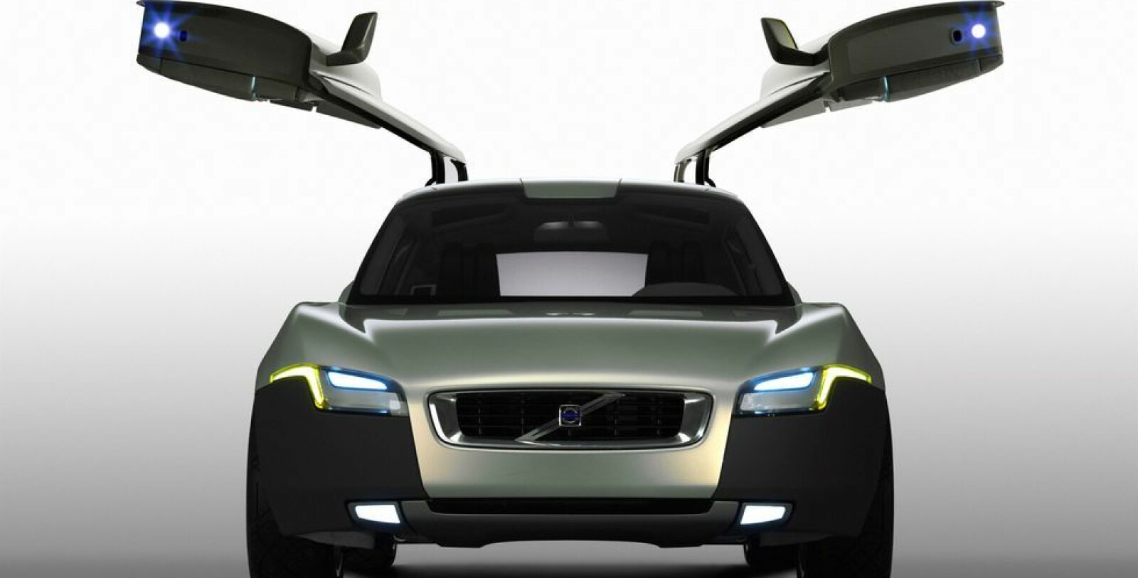 <b><SPAN CLASS=BOLD><STRONG>KVINNEBILEN:</b></strong> </span>Volvo Your Concept Car, også kalt kvinnebilen, fikk stor oppmerksomhet verden over. <b><SPAN CLASS=BOLD><STRONG>KVINNEBILEN:</b></strong> </span>Volvo Your Concept Car, også kalt kvinnebilen, fikk stor oppmerksomhet verden over.