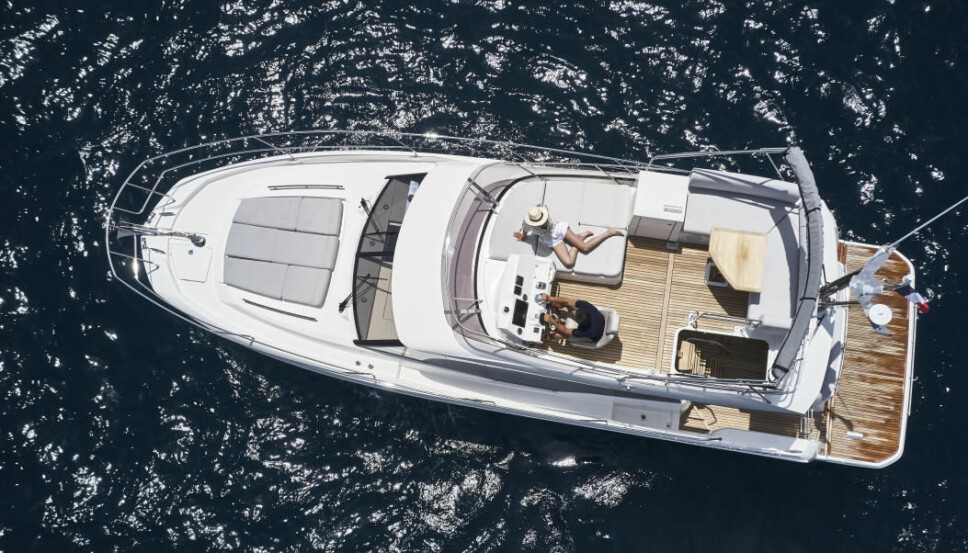 <b>LENGDE:</b> Prestige 420 Fly er 13 meter lang og har en marsjfart rundt 22 knop. <b>LENGDE:</b> Prestige 420 Fly er 13 meter lang og har en marsjfart rundt 22 knop.
