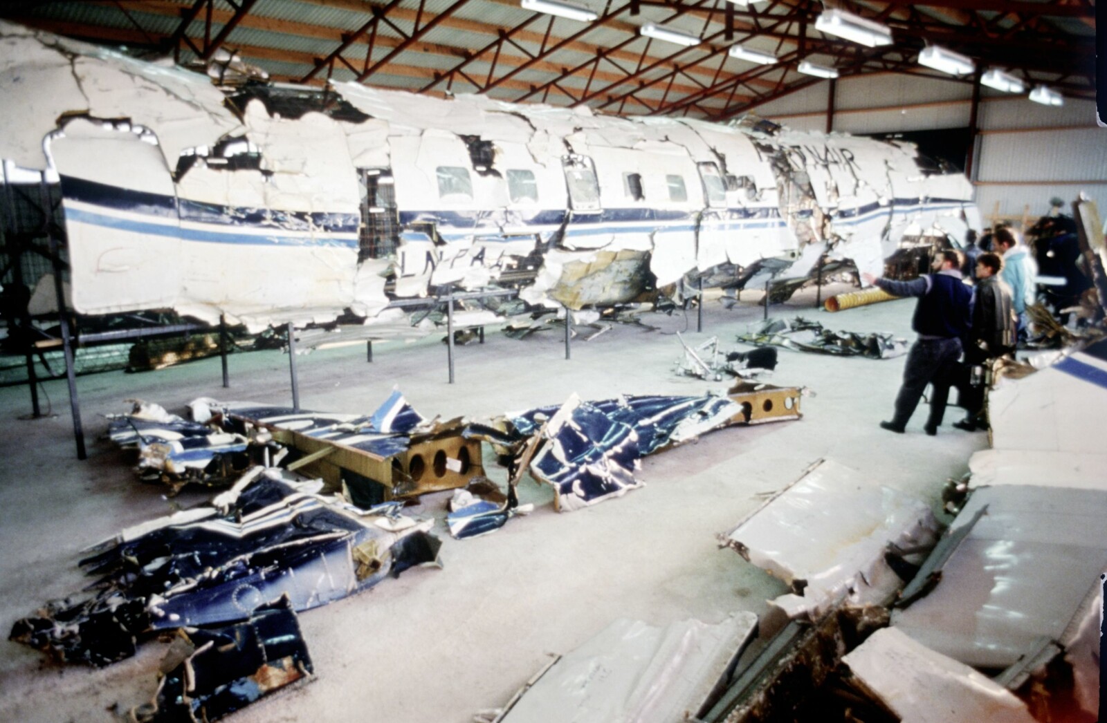 <b>MYSTERIUM:</b> Vrakrestene av Partnair flight 394 ble hevet fra et tre kvadratkilometer stort havområde før de ble satt sammen som et puslespill for å finne ut av mysteriet. <b>MYSTERIUM:</b> Vrakrestene av Partnair flight 394 ble hevet fra et tre kvadratkilometer stort havområde før de ble satt sammen som et puslespill for å finne ut av mysteriet.