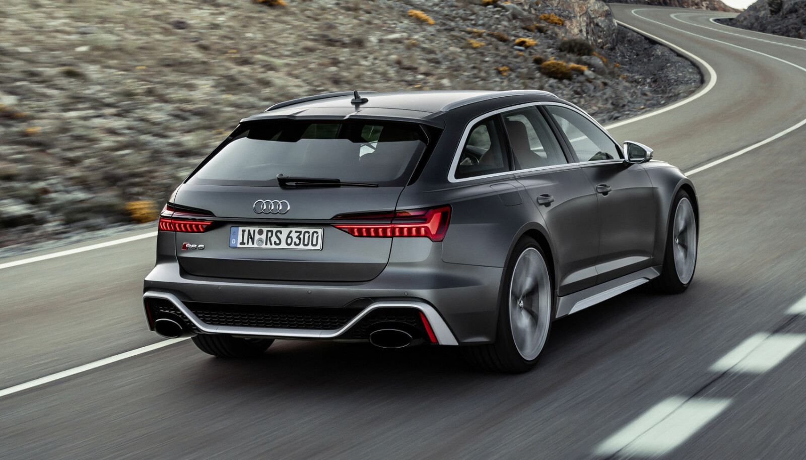 <b>VOLDSOMT:</b> Hekkpartiet må være noe av det mest ekstreme vi har sett fra Audi. <b>VOLDSOMT:</b> Hekkpartiet må være noe av det mest ekstreme vi har sett fra Audi.