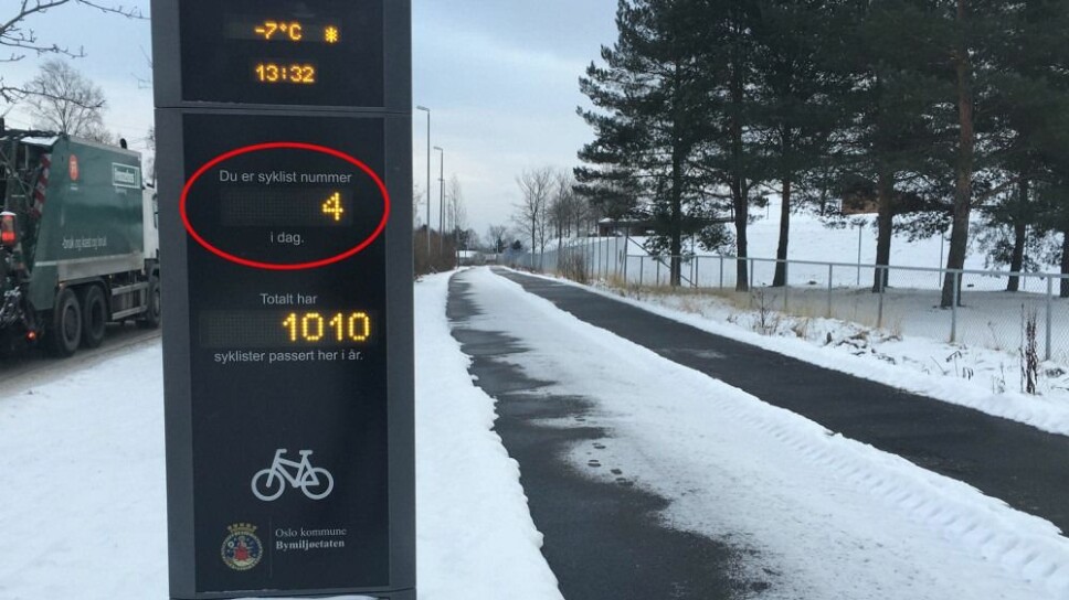 <b>PRIORITERT:</b> Syklistene utgjør 1,5 prosent av vinterbyen Oslos befolkning. Sykkelveiene holdes rene for snø. For fire personer. Fotgjengerne får klare seg selv. <b>PRIORITERT:</b> Syklistene utgjør 1,5 prosent av vinterbyen Oslos befolkning. Sykkelveiene holdes rene for snø. For fire personer. Fotgjengerne får klare seg selv.