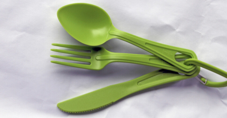 <b>LETT UTSTYR:</b> Vi valgte lett plastbestikk til denne turen. <b>LETT UTSTYR:</b> Vi valgte lett plastbestikk til denne turen.
