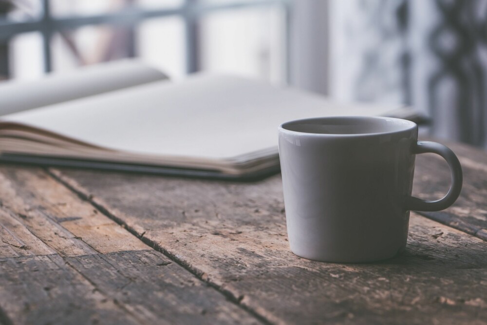 <b>KONSENTRASJON:</b> Mange kaster i seg kaffe for å øke konsentrasjonen når man for eksempel skal lese til eksamen. <b>KONSENTRASJON:</b> Mange kaster i seg kaffe for å øke konsentrasjonen når man for eksempel skal lese til eksamen.