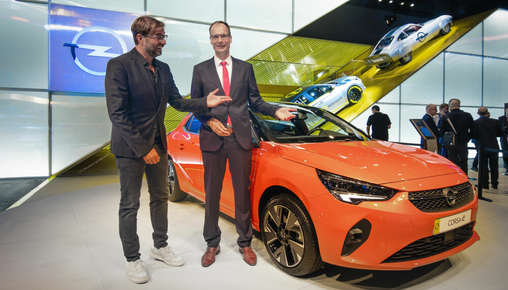 <b>GEGENPRESS:</b> Om Opel Corsa-e blir like bra som Liverpool og trener Jürgen Klopp gjenstår å se, men med en rekkevidde på 330 kilometer bør den ha kapasitet til å stå ganske høyt på banen. <b>GEGENPRESS:</b> Om Opel Corsa-e blir like bra som Liverpool og trener Jürgen Klopp gjenstår å se, men med en rekkevidde på 330 kilometer bør den ha kapasitet til å stå ganske høyt på banen.